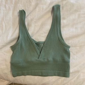 urban outfitters crop top